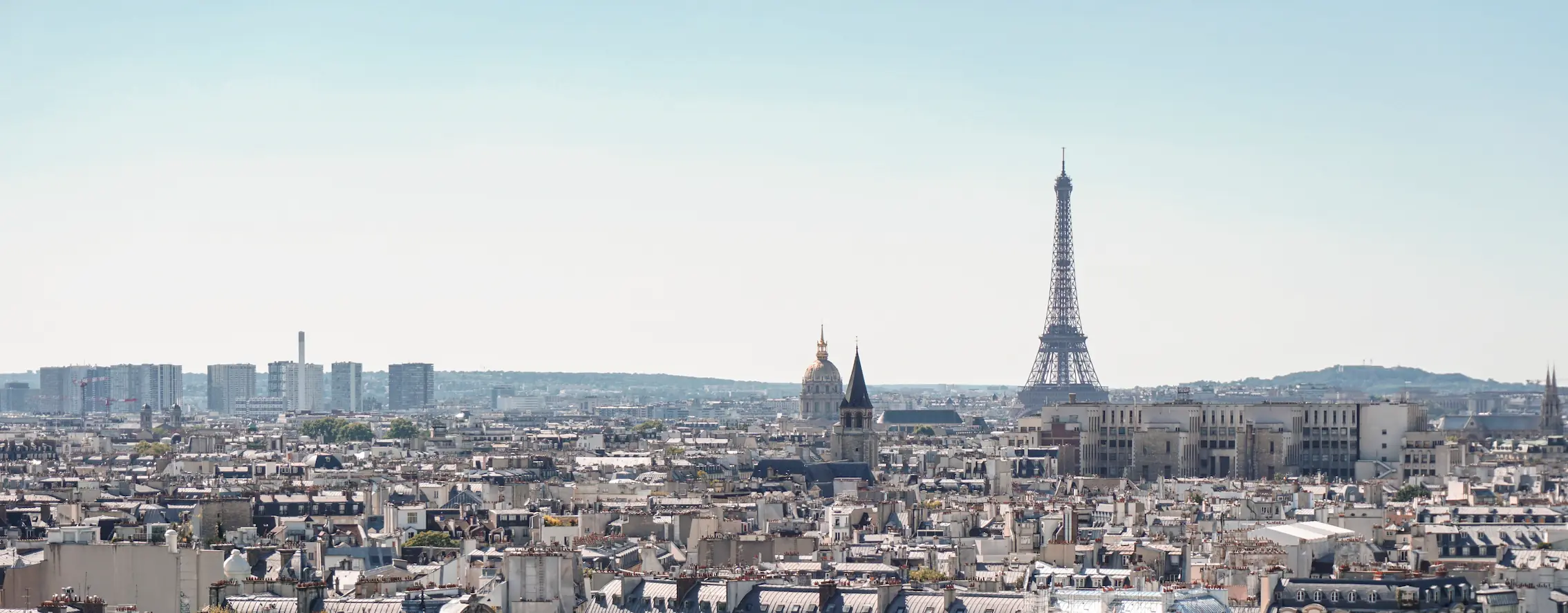 Photo of the Paris skyline