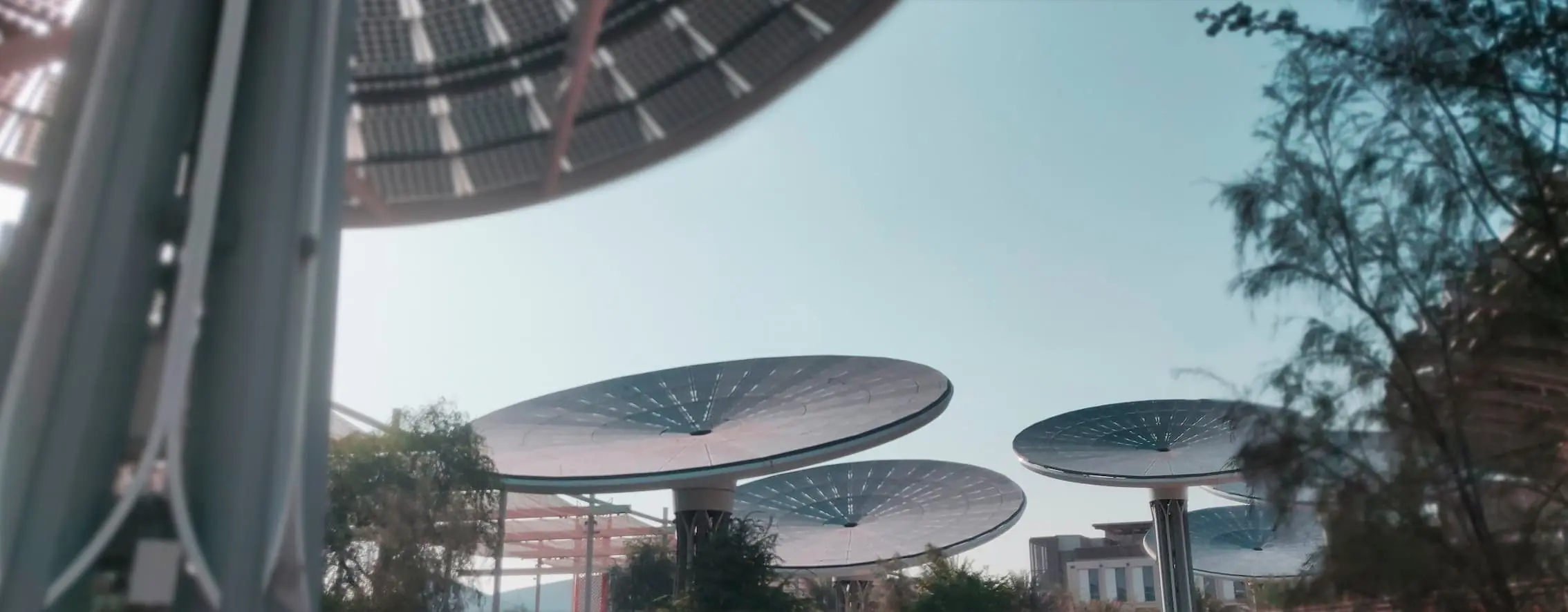 Structures at Expo 2020 designed to provide shade resembling an radio telescope array